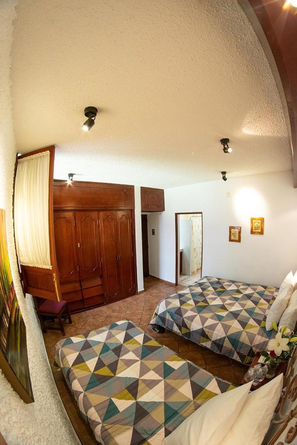Hotel Meson De Los Remedios Morelia Esterno foto