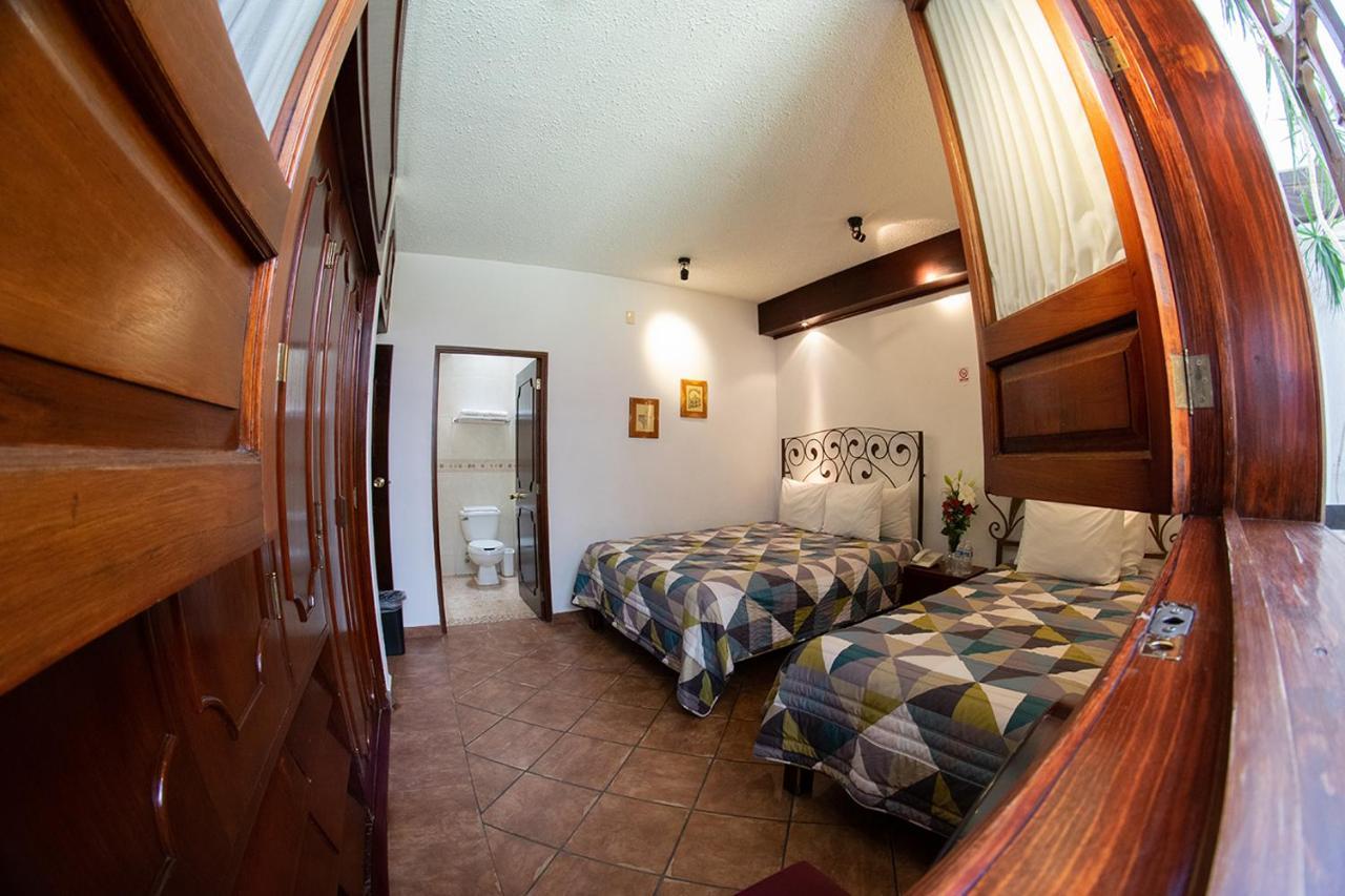 Hotel Meson De Los Remedios Morelia Esterno foto