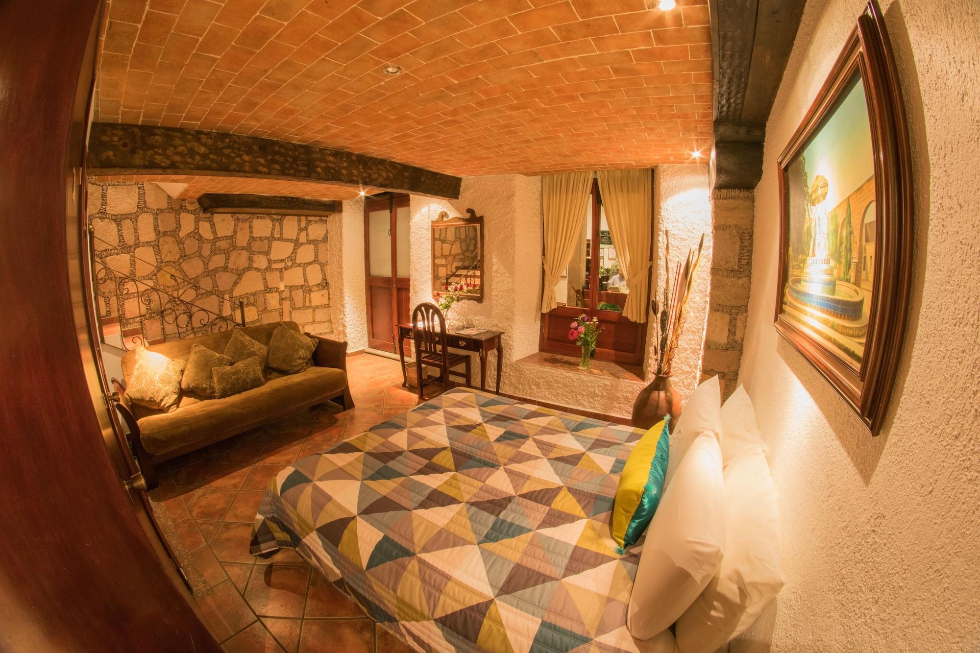 Hotel Meson De Los Remedios Morelia Esterno foto