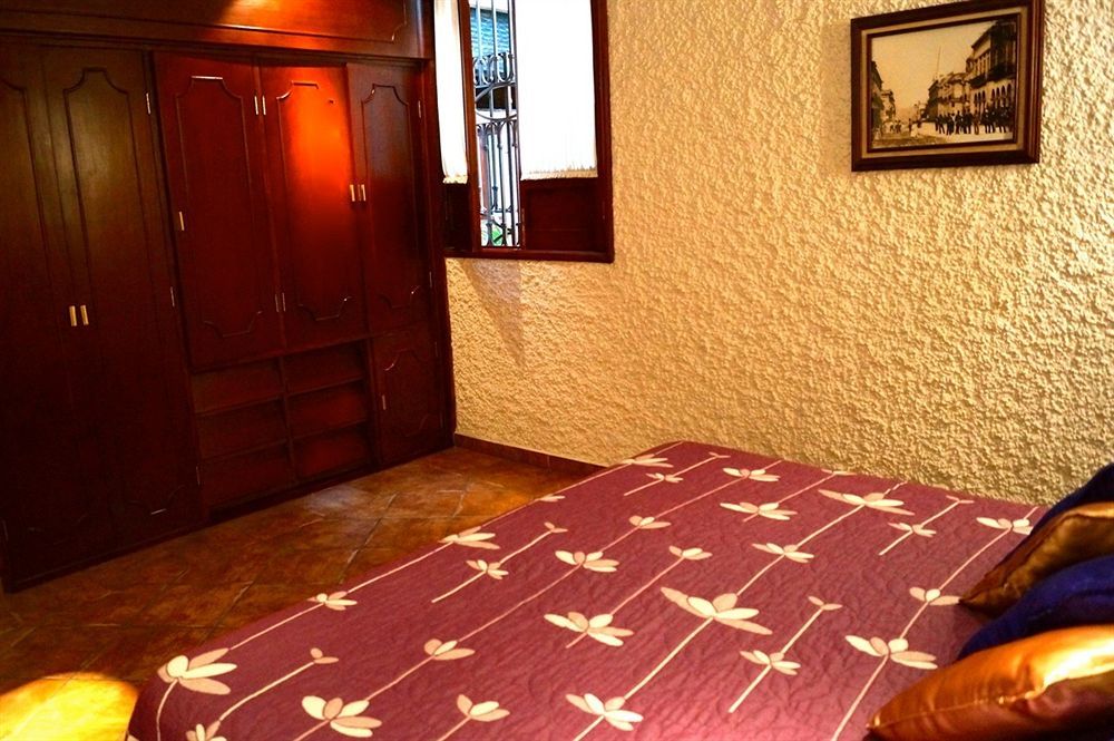 Hotel Meson De Los Remedios Morelia Esterno foto